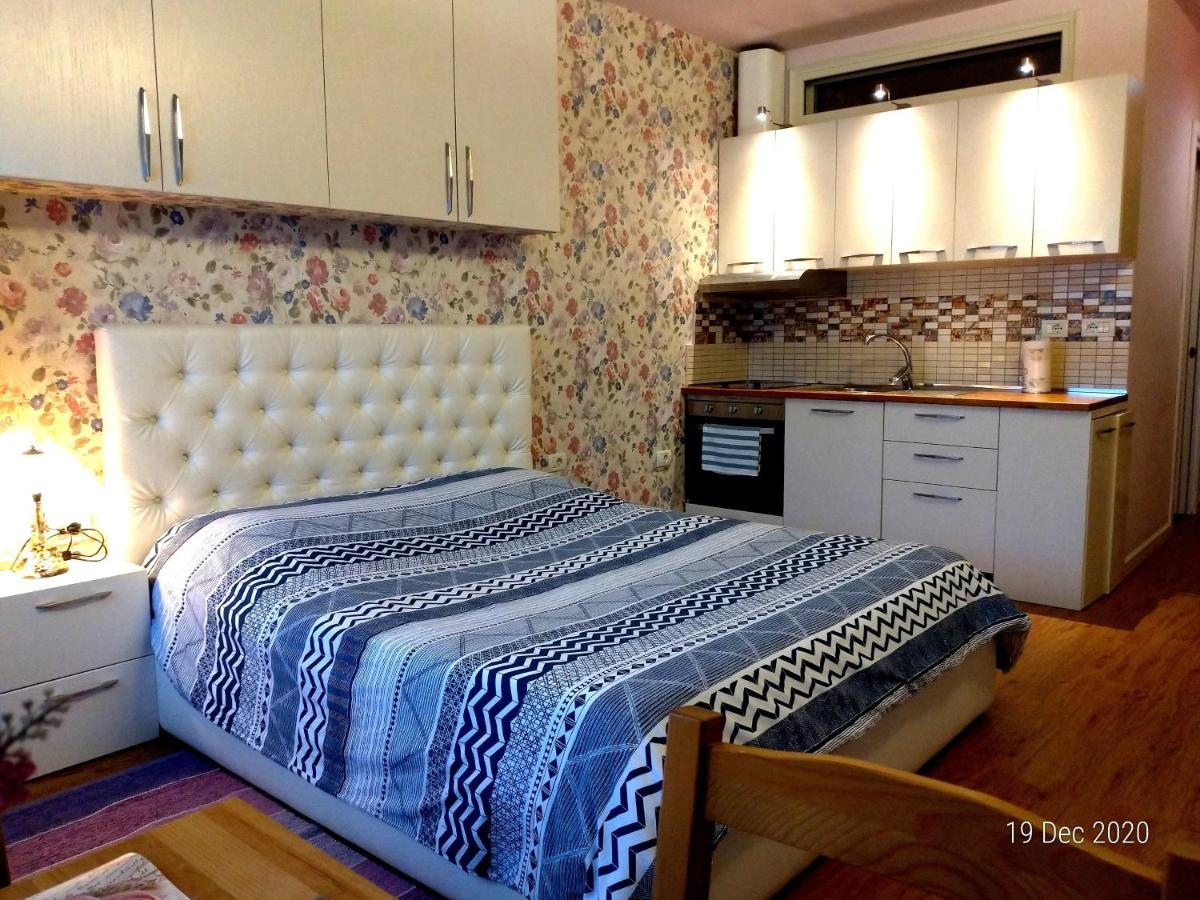 Studio Silva Tirana Bagian luar foto