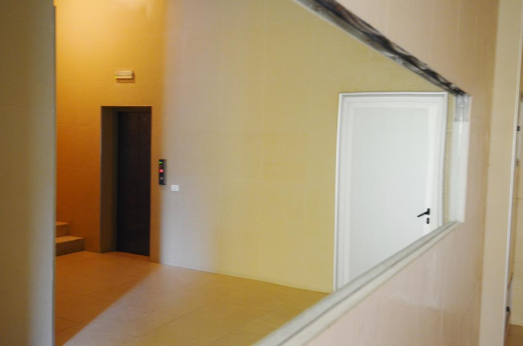 Studio Silva Tirana Bagian luar foto